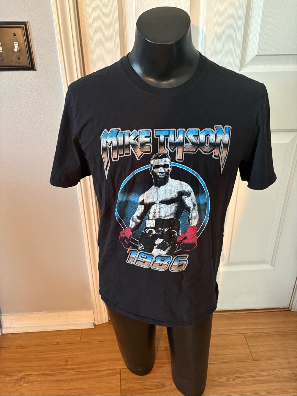 Mike Tyson 1986 Graphic Tee - Black Size M